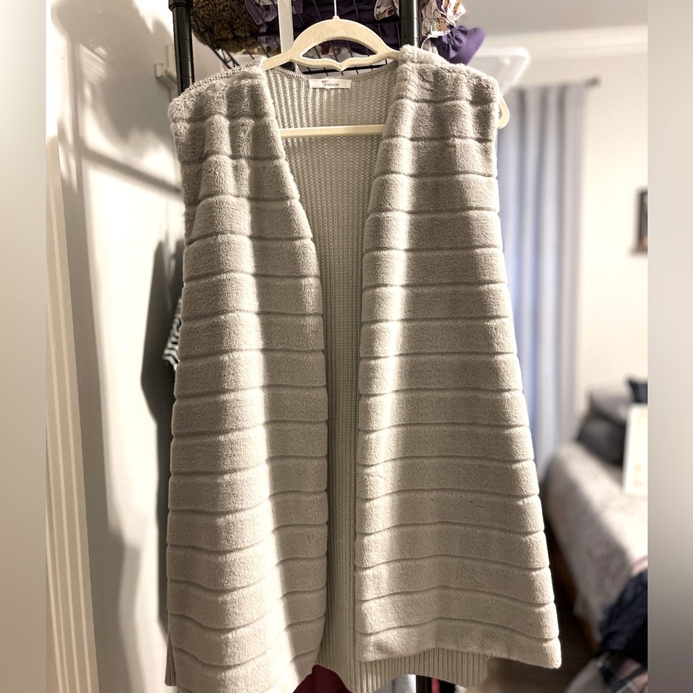 89th & Madison Faux Fur Front Vest